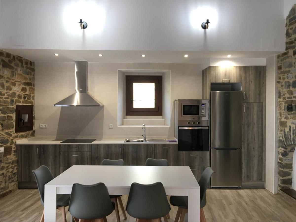 Apartamentos Bajo Pena Apartamentos Sanlorien Эль-Пуэйо-де-Арагуас Экстерьер фото